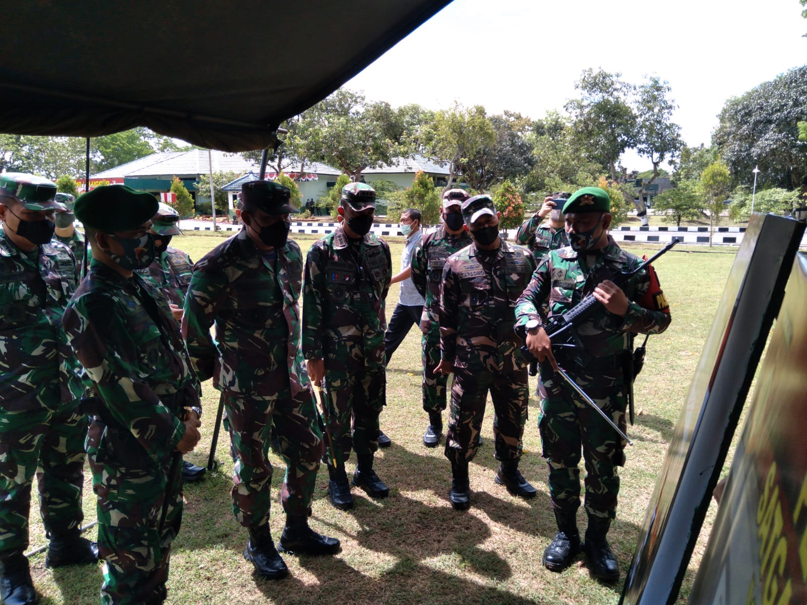 Sebelum Berangkat Tugas, Kasdam IV/Diponegoro Cek Kesiapan Prajurit 410/Alugoro 